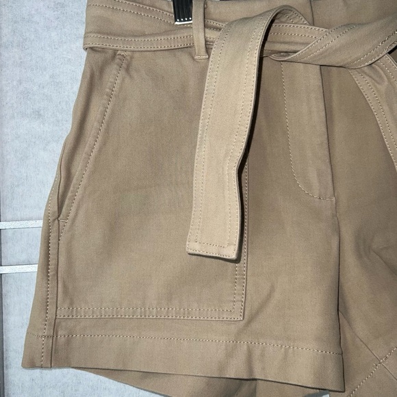 Ann Taylor 4P Women’s Khaki Marina Short - Picture 4 of 11